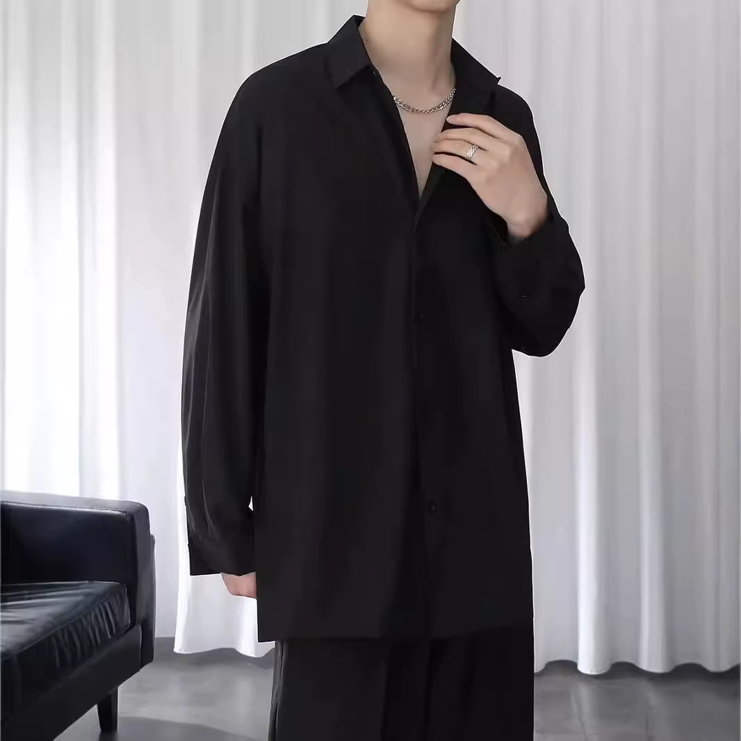 Chemise noire pour hommes
