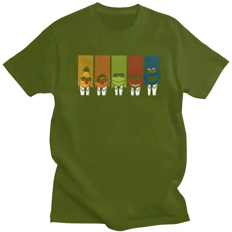 Un nouveau t-shirt créatif avec des personnages du spectacle en peluche Sesame Street. Conception ludique et confortable de haute qualité.