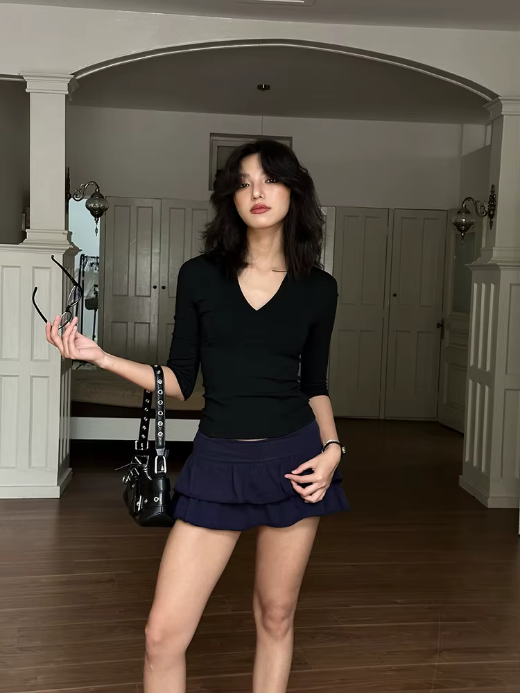 Yedinas col en v Streetwear noir T-shirt femmes vêtements demi manches mode coréenne mince été hauts t-shirts femme