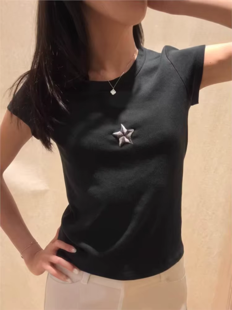 T-shirts brodés à motif aile arrière pour femme