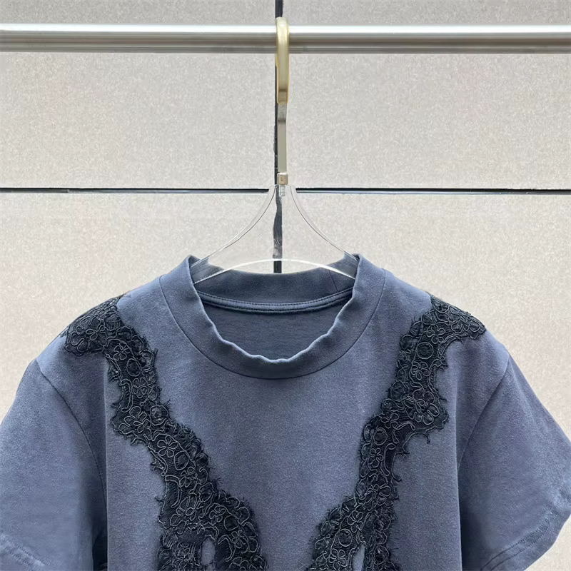 T-shirt pour femme, nouveau pull à col rond brodé de dentelle pour l'été 2026