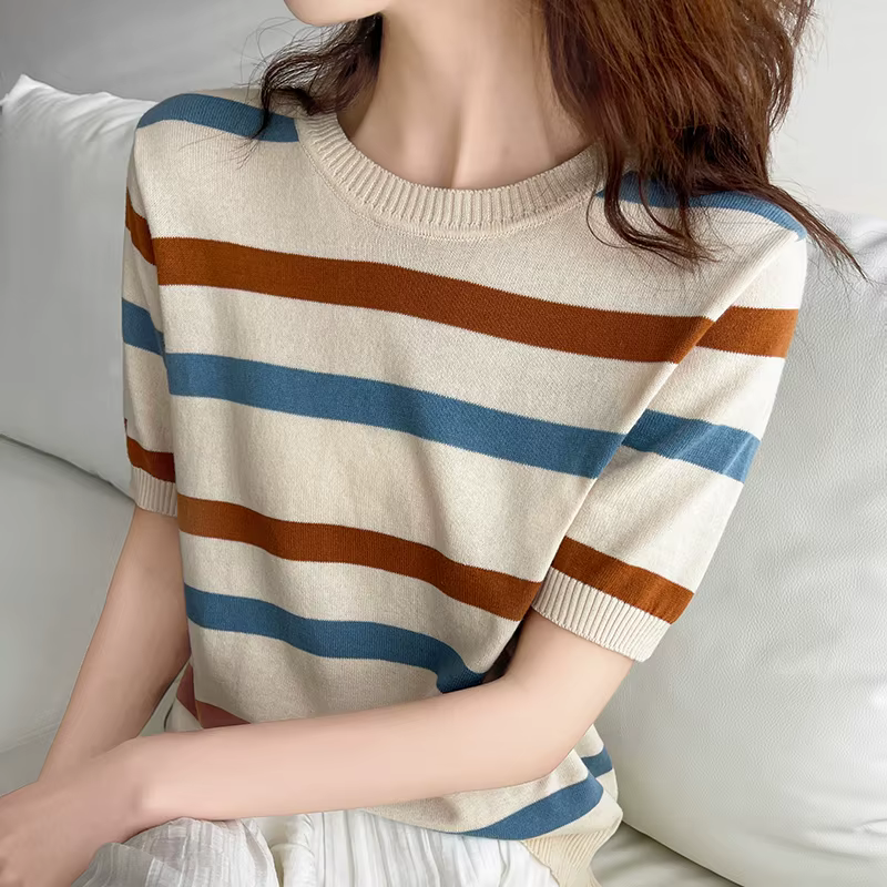 T-shirt rayé à manches courtes pour femmes