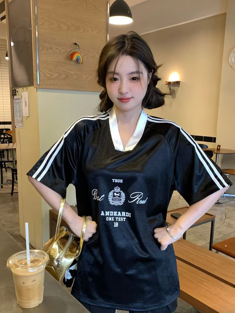 T-shirt de sport à manches courtes pour femmes