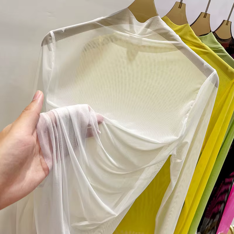 T-shirt à manches longues en gaze transparente pour femmes