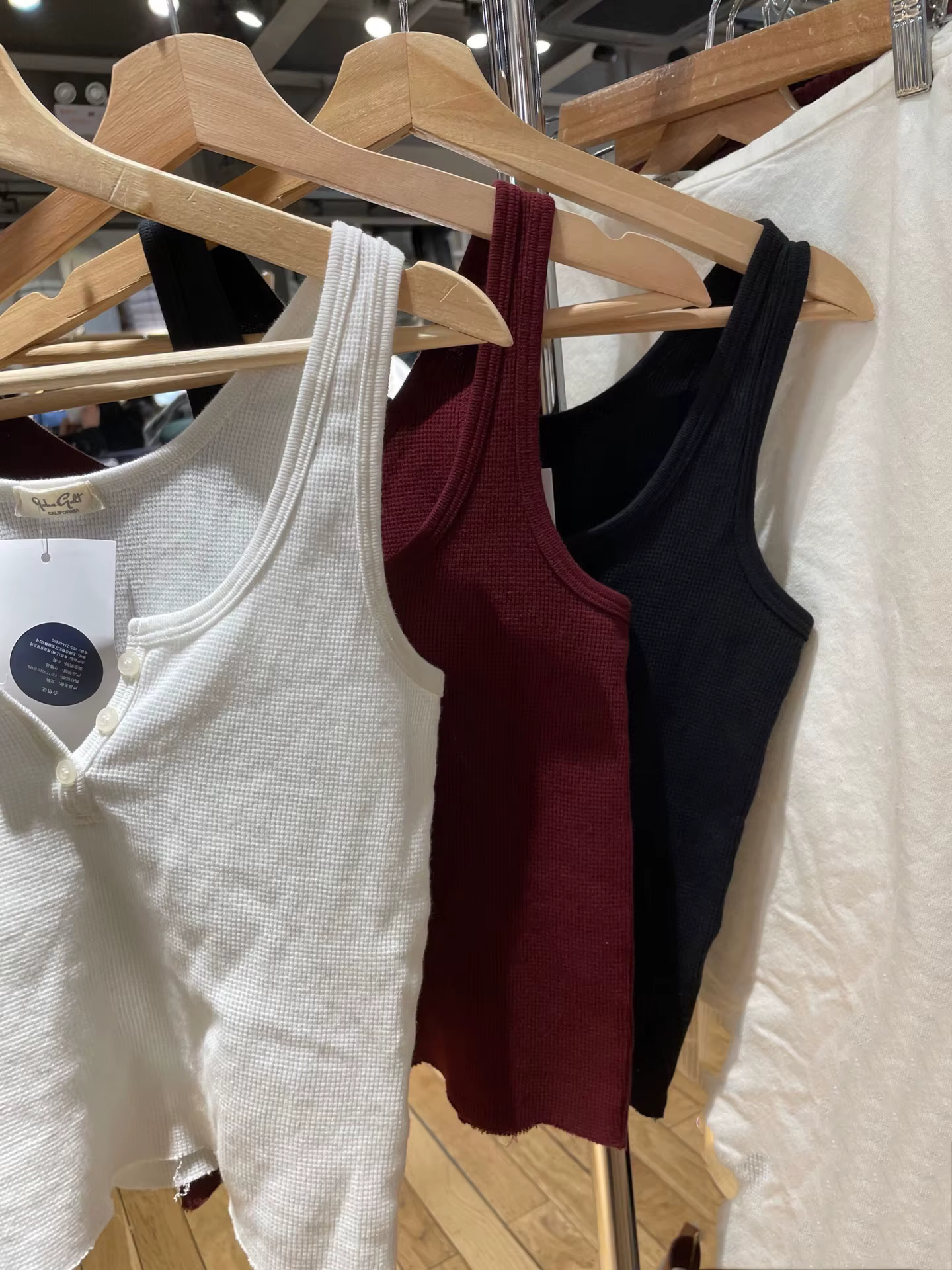 Débardeur en coton gaufré à col rond pour femme