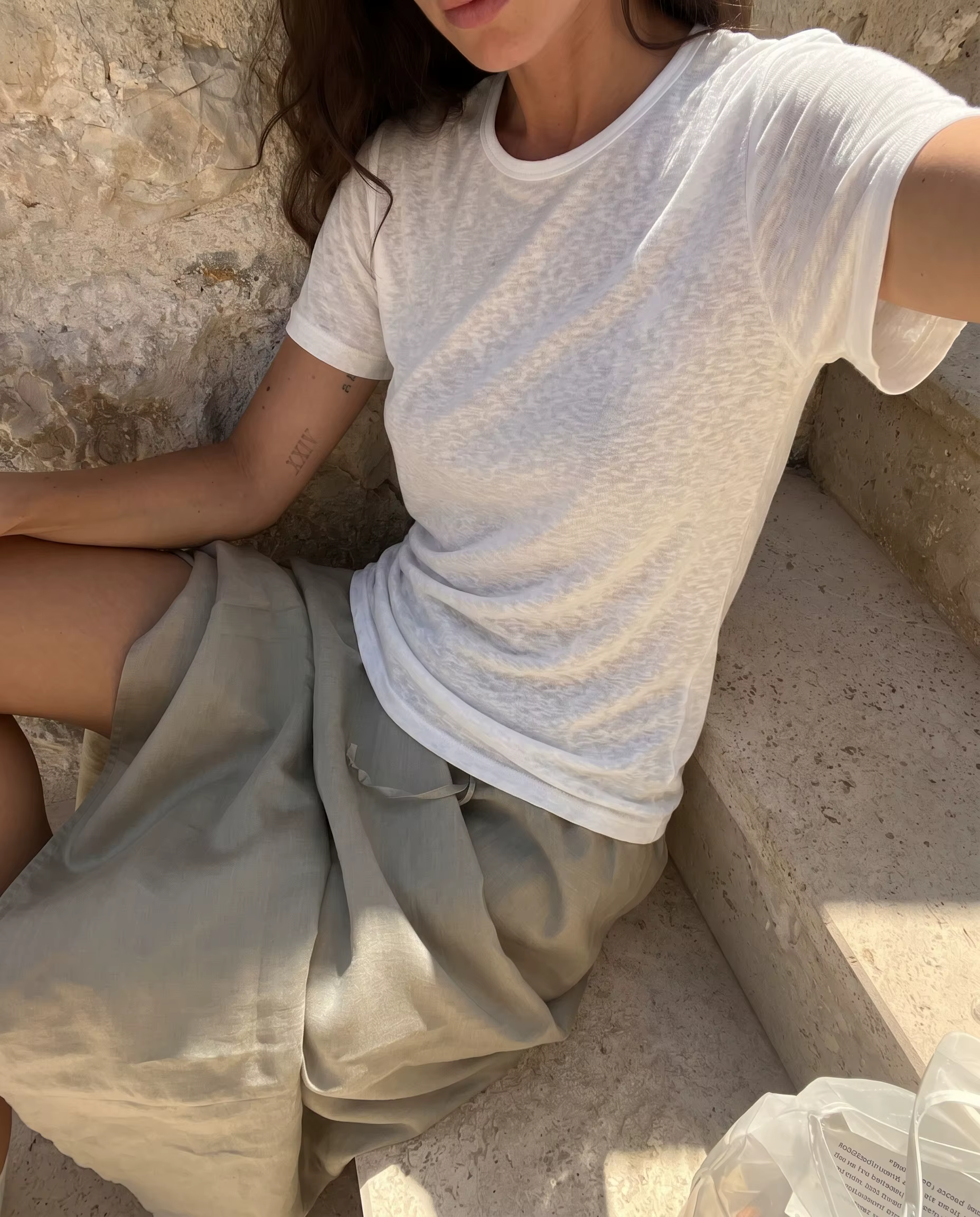 Hirsionsan 2026 Nouveaux T-shirts Basiques Élégants et Doux pour Femmes – Hauts Décontractés Chic en Maille pour l'Été et l'Automne