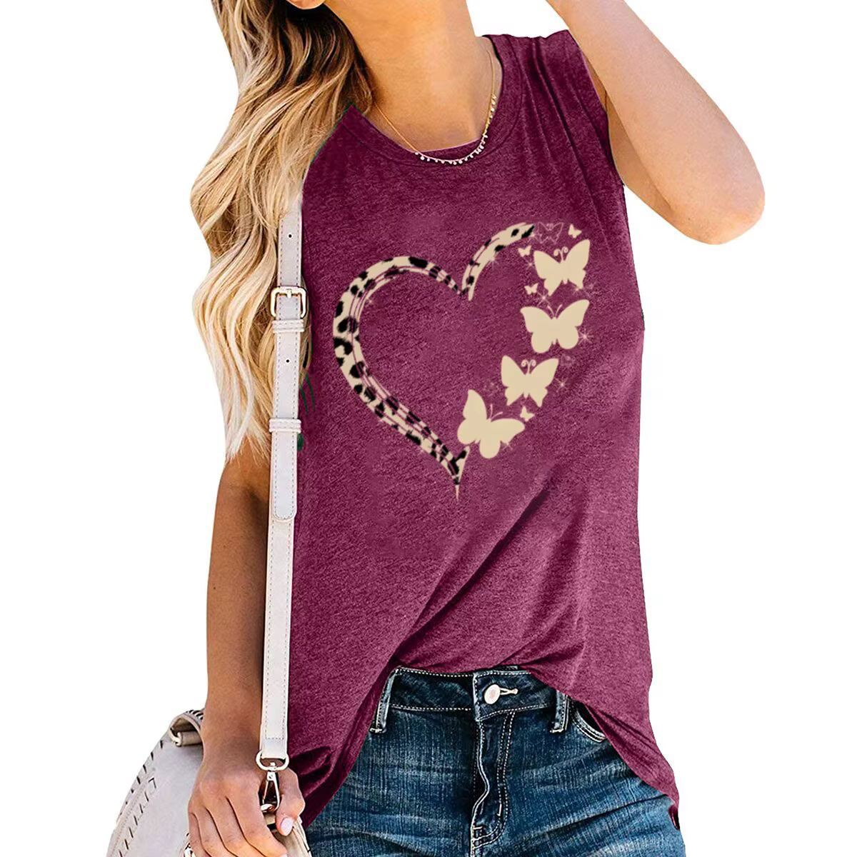 Gilet sans manches imprimé léopard et papillon pour femme, tenue d'été, cadeau pour les amoureuses des papillons, t-shirt sans manches motif léopard et cœur