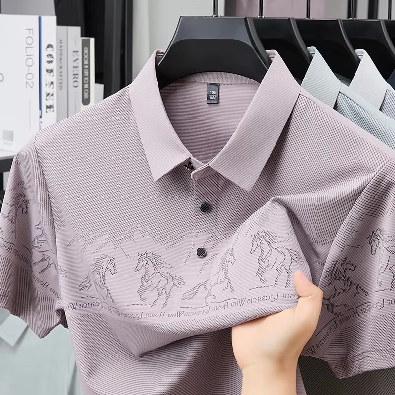 Polo imprimé cheval paysager pour homme