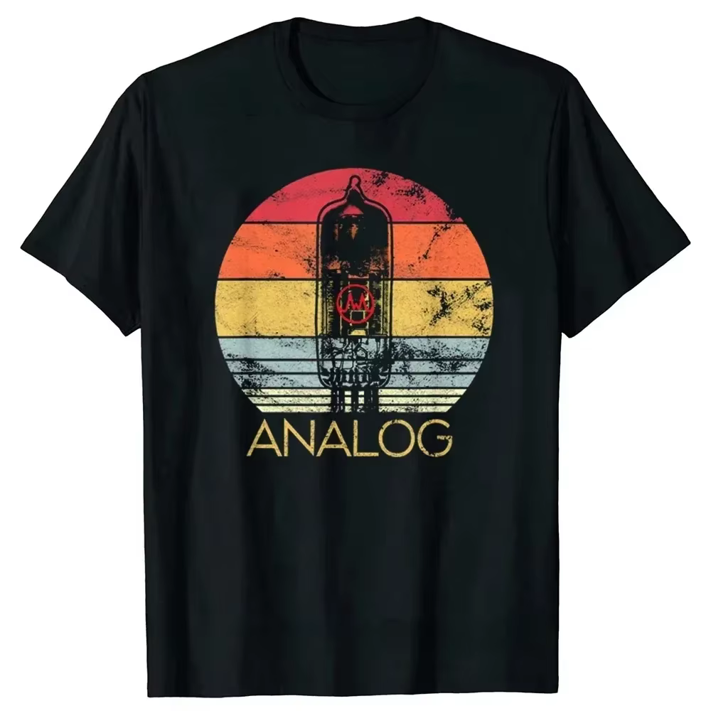 T-shirt rétro VU Watch Analog Electronic Audio Engineer à col rond pour femme