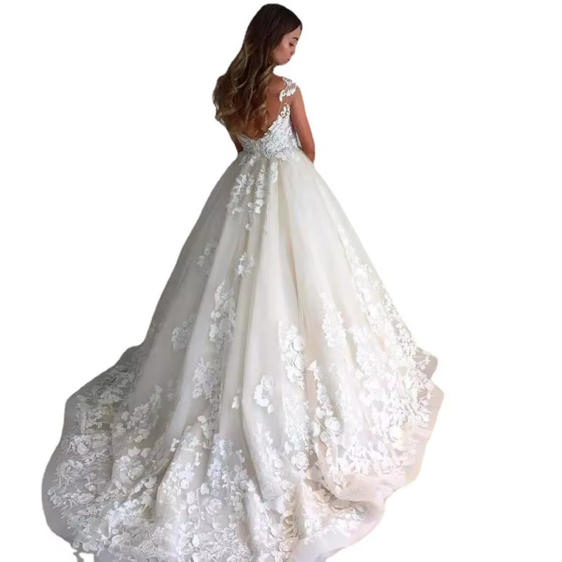 Robe de mariée blanche en dentelle à épaules dénudées 2026, style palais, broderie artisanale, traîne, personnalisable
