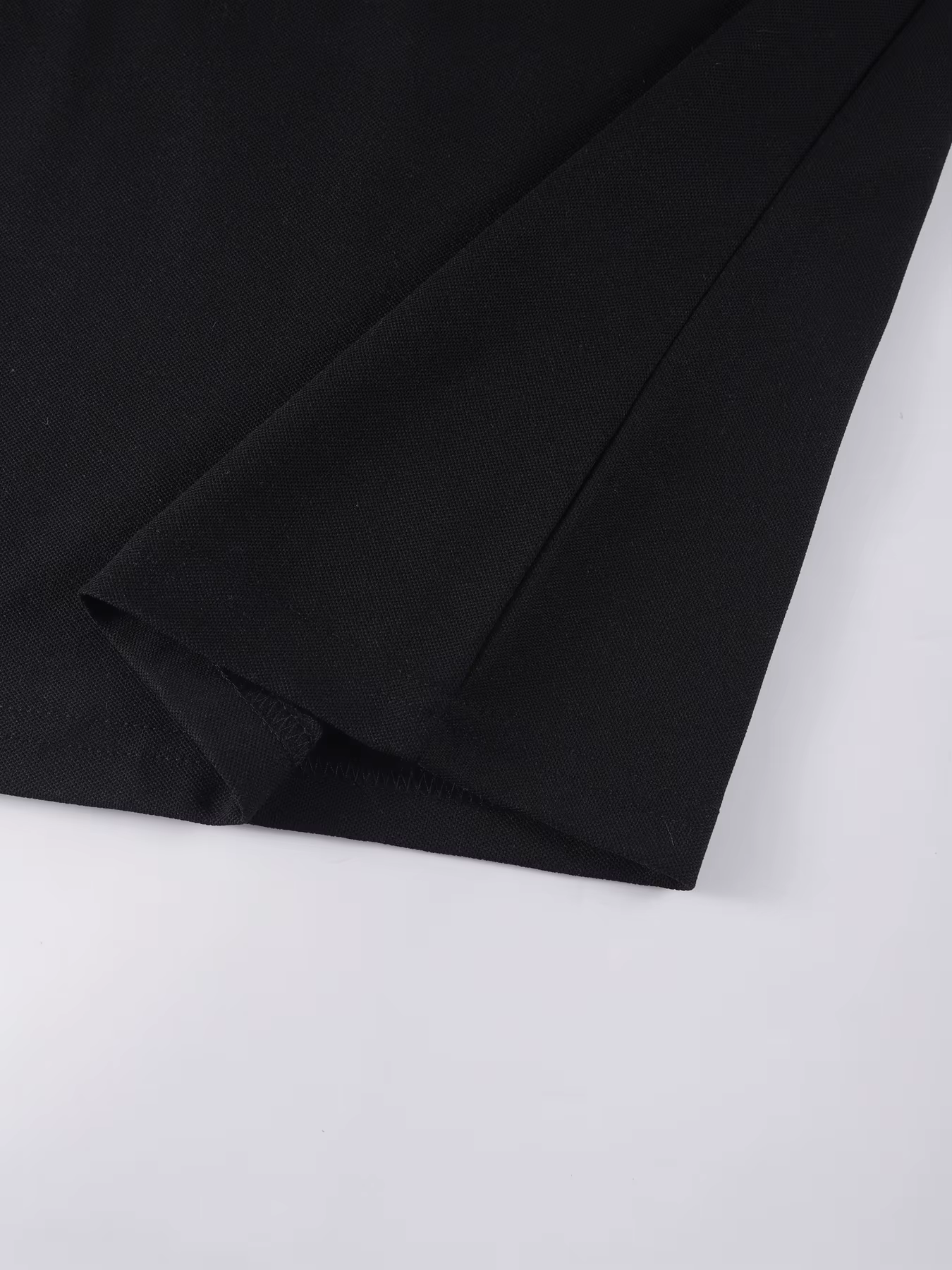 T-shirt manches courtes col Polo contrasté pour femme