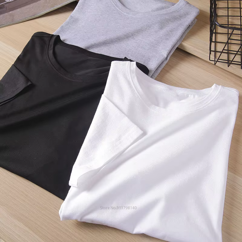 T-shirt noir de marque pour hommes