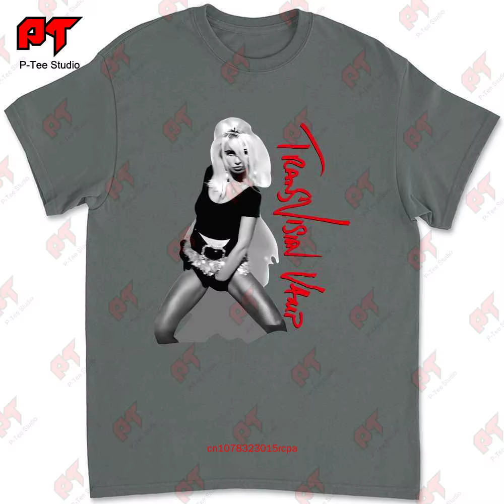 T-shirt Transvision Vamp porté par Kurt asil ain KMLJ