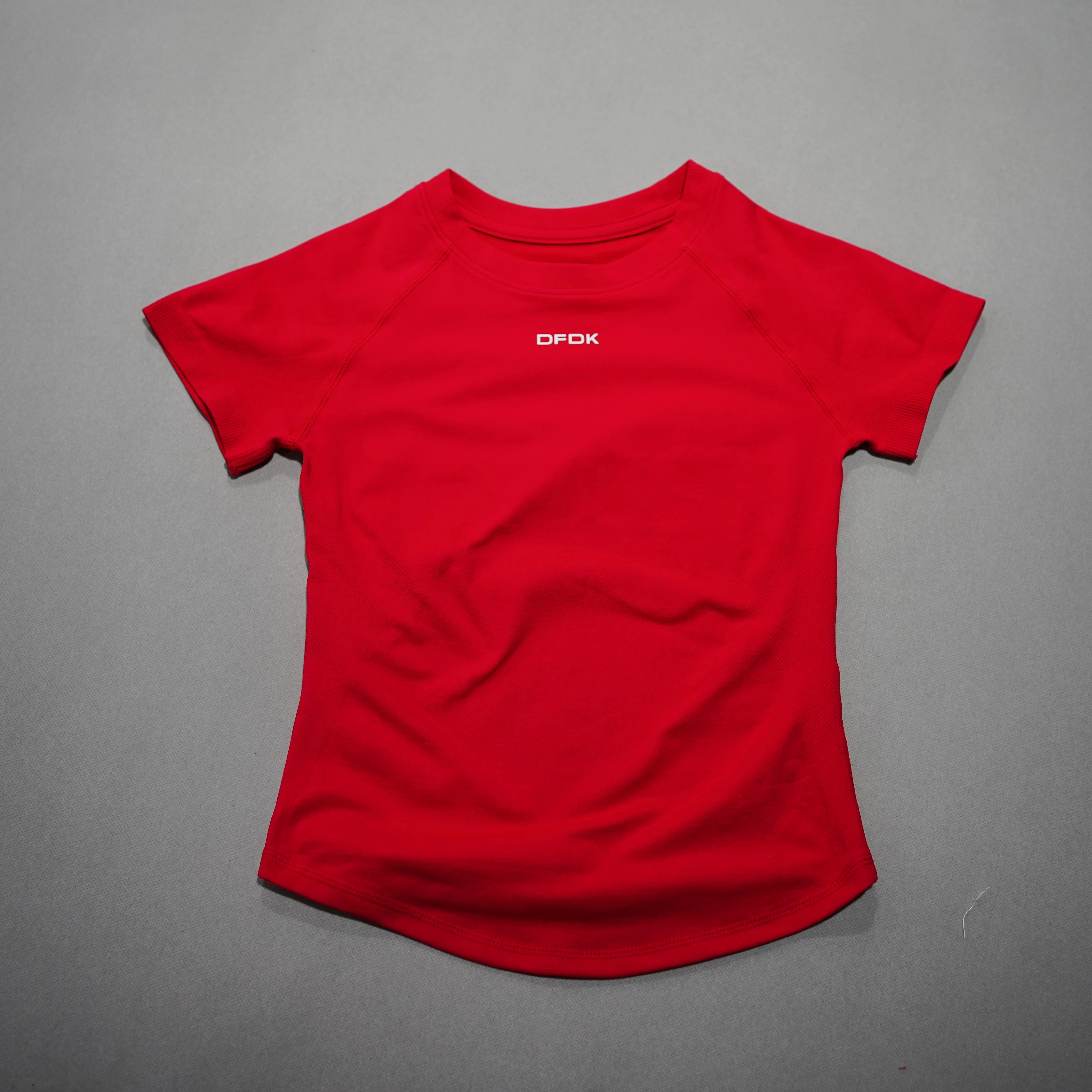 Nouveau T-shirt de sport respirant pour femme 2026 – Col rond