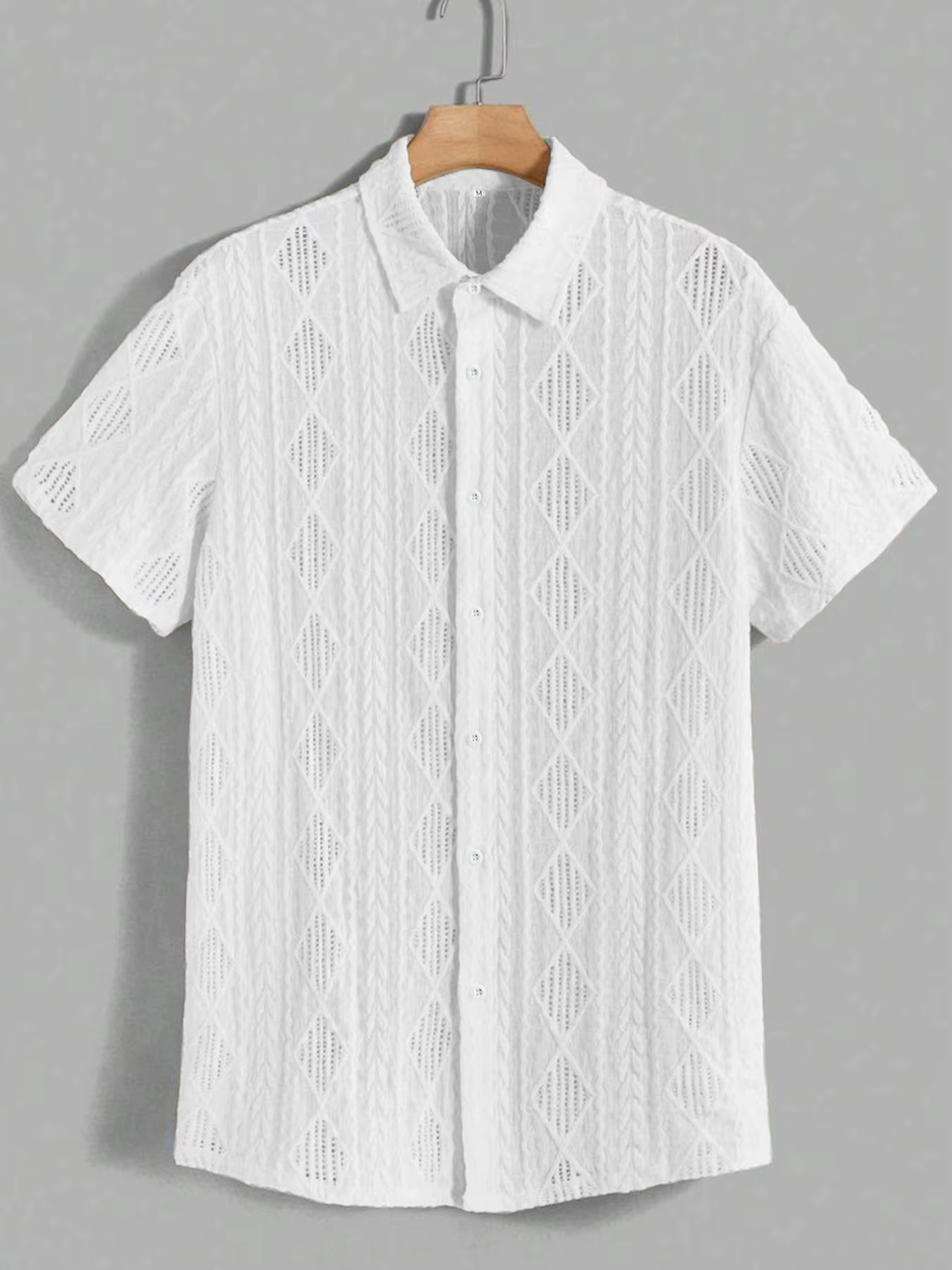 Chemise à manches courtes pour hommes, coupe slim, couleur unie, avec boutons, haut décontracté ajouré, adapté à la mode estivale et au quotidien.