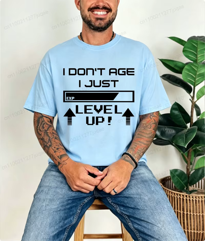 T-shirts drôles « Je ne vieillis pas