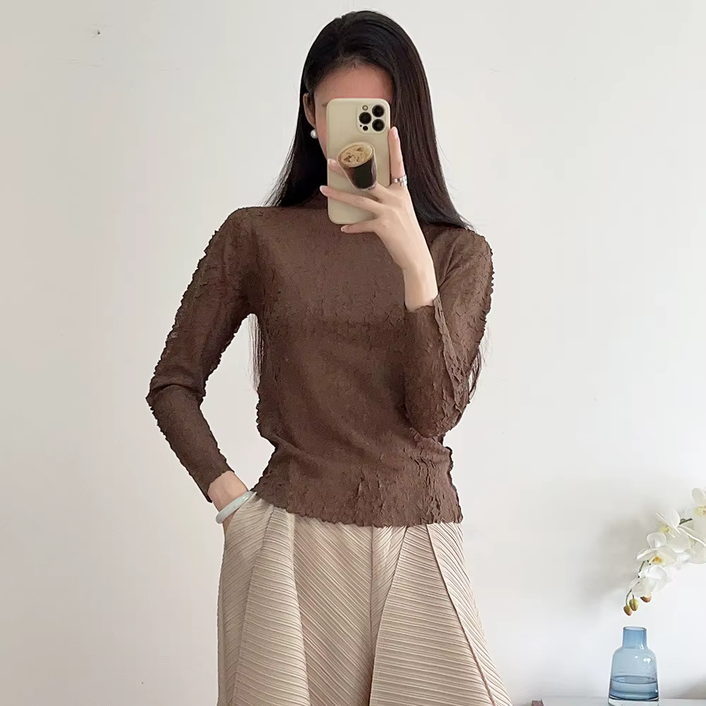 Miyake T-Shirt élégant