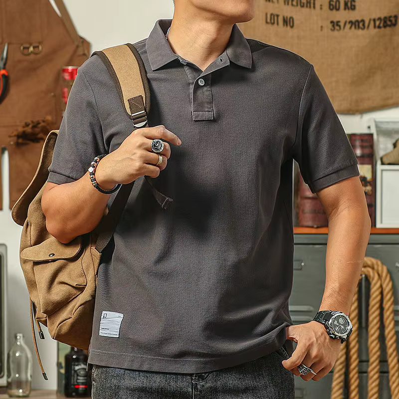 Vieille Polo délavée pour hommes