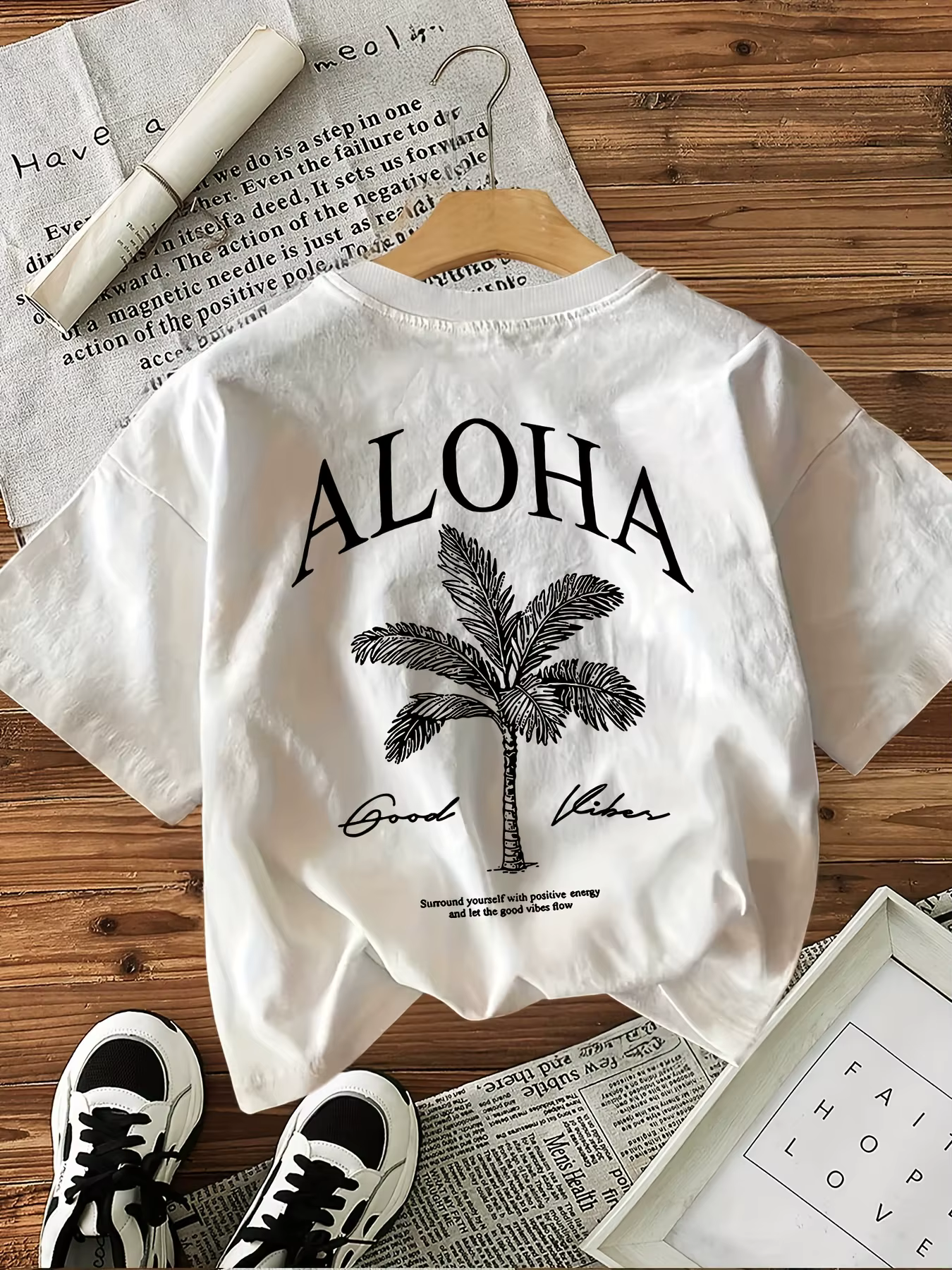 Aloha Good Vibes T-shirt imprimé graphique pour femme