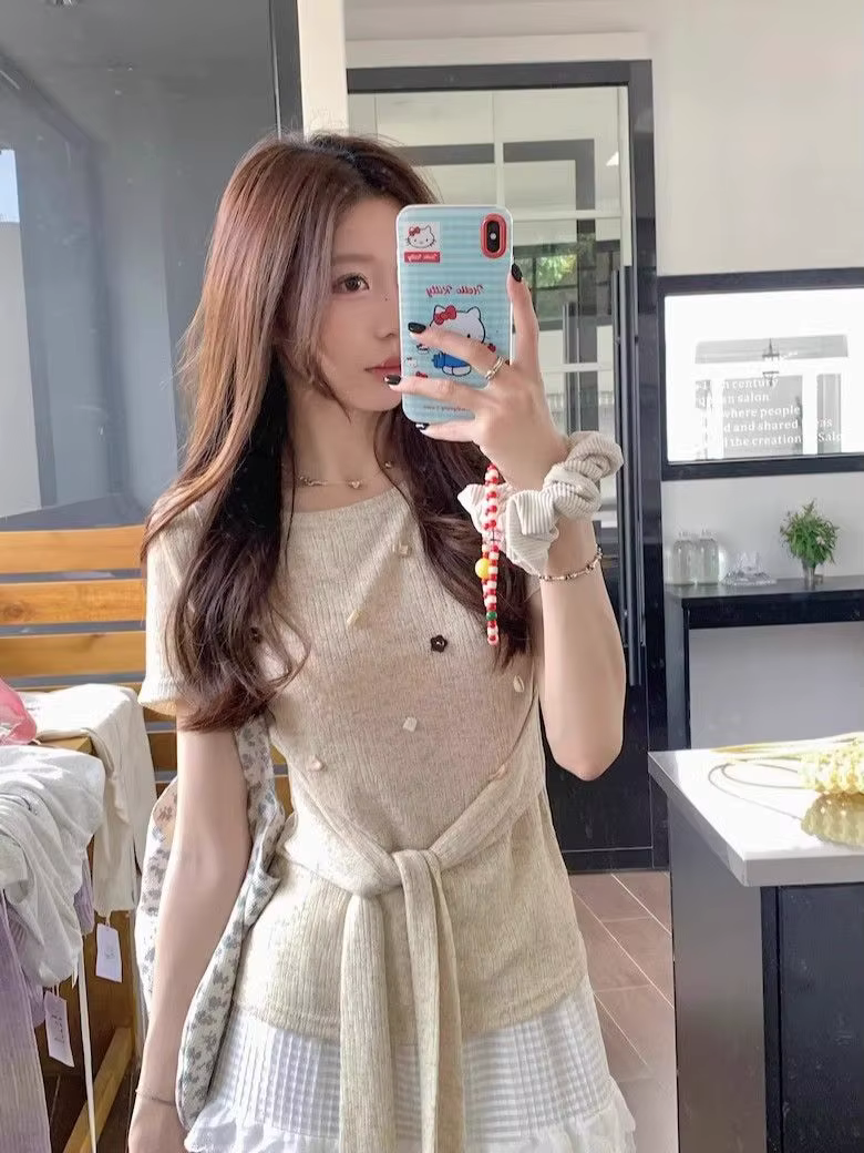 T-shirt semi-transparent à manches courtes pour femmes