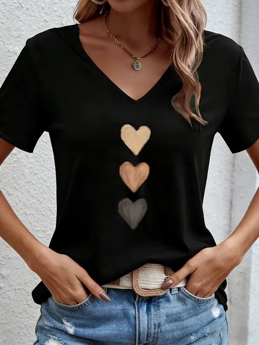 T-shirt pour femme col en V à manches courtes, imprimé cœur dégradé, coupe ample, doux, décontracté, mignon, respirant, idéal pour le printemps, l'été et les soirées