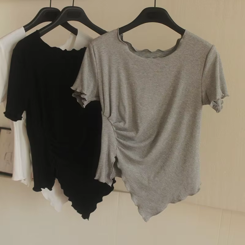 T-shirt asymétrique à col en V et plis irréguliers, style coréen, nouvelle collection été, coupe ample pour femme