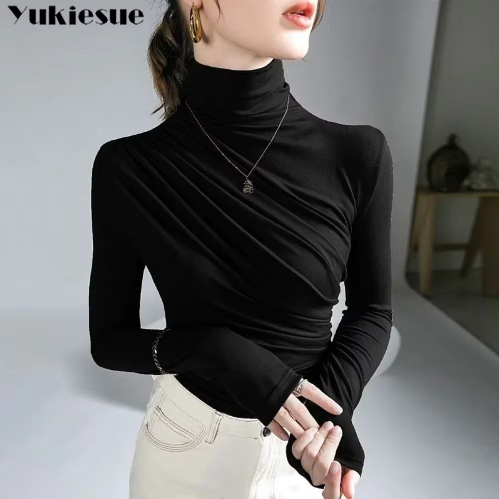 T-shirt extensible plissé à col roulé pour femme