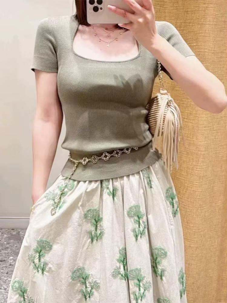 T-shirt en tricot à col carré pour femme