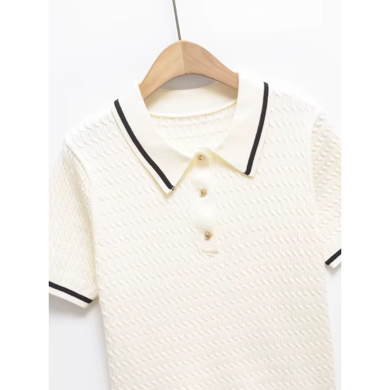 Polo tricoté à manches courtes pour femmes