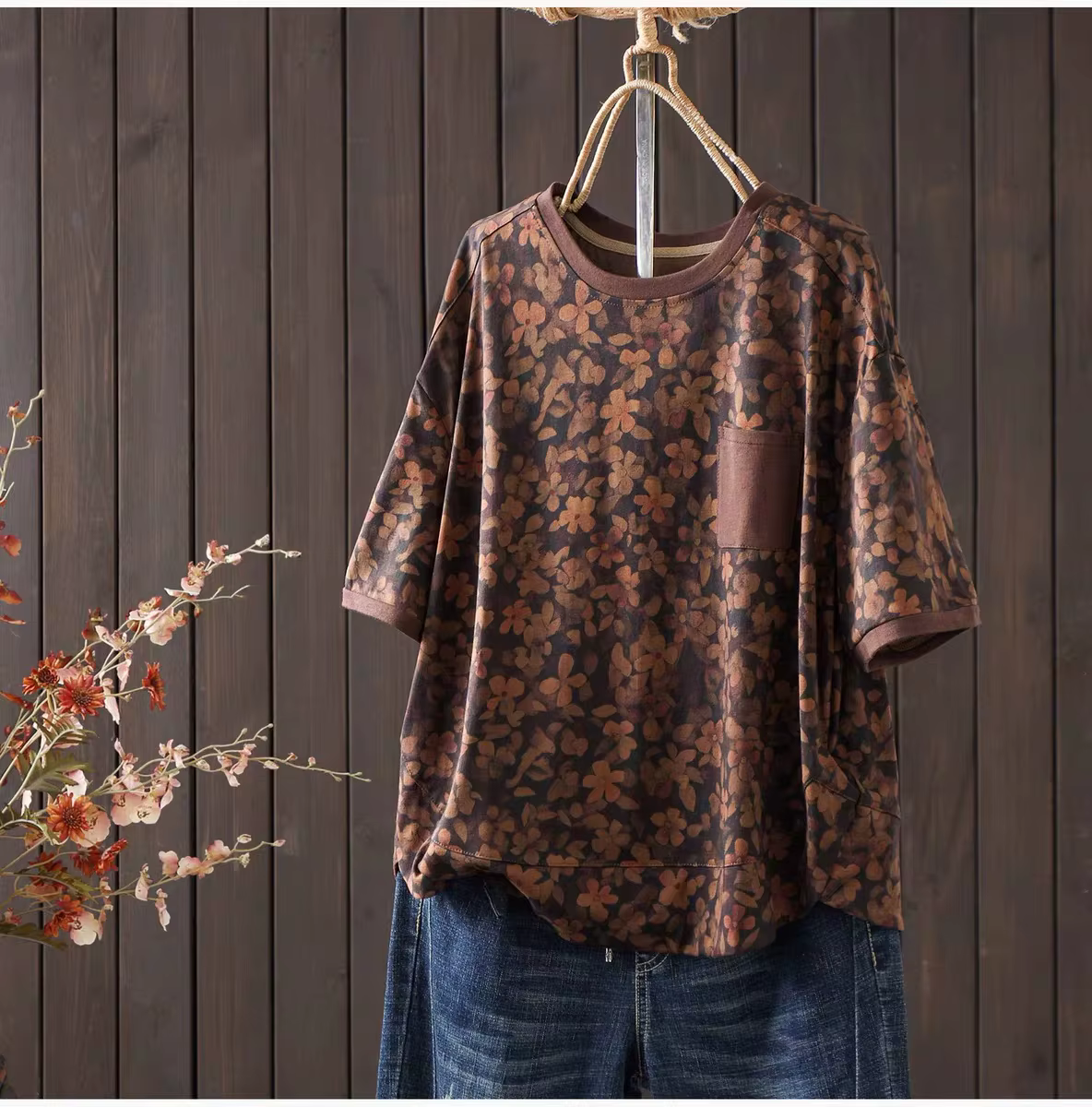 T-shirt vintage à imprimé floral pour femme