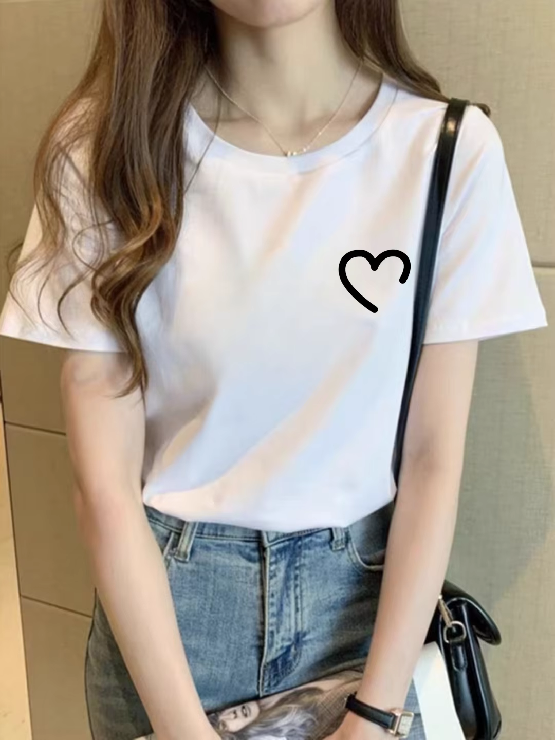 Coeur graphique t-shirt femmes drôle col rond à manches courtes été imprimé unisexe hauts Simple ligne