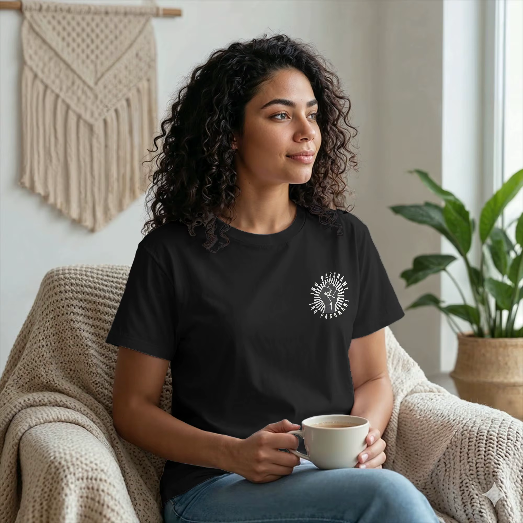 T-shirts avec slogan anti-fasciste pour hommes