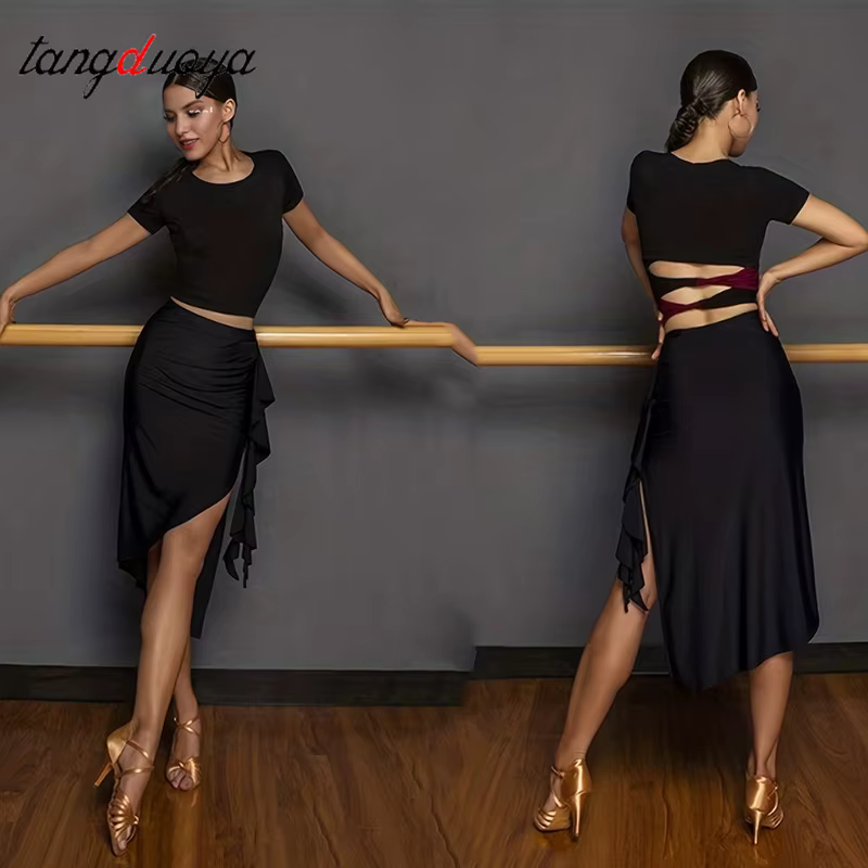 Hauts de danse latine noirs pour femmes