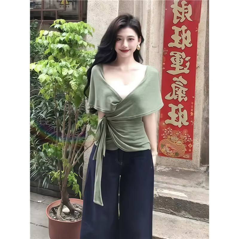 T-shirt à manches courtes pour femmes