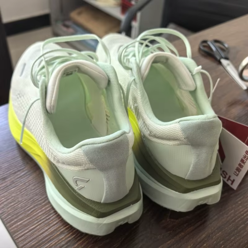 Chaussures de sport de marque originale pour hommes et femmes