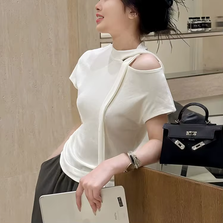 T-shirt blanc à manches courtes pour femmes