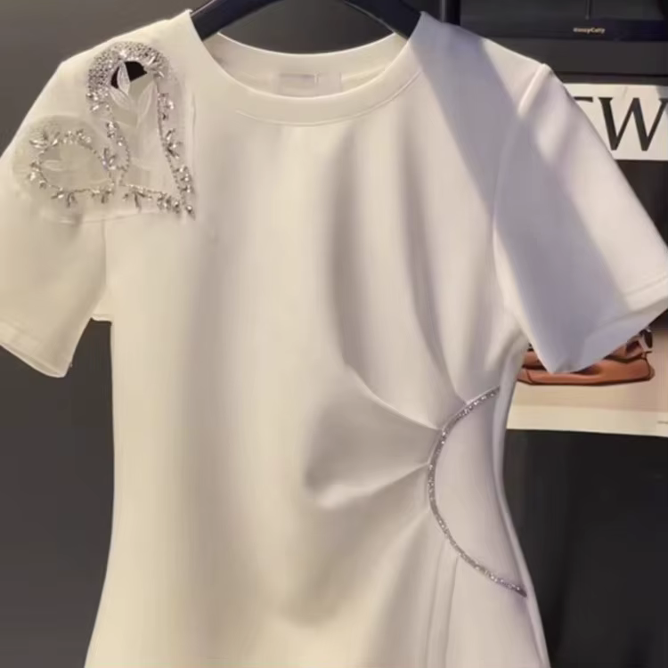 T-shirt blanc polyvalent pour femme