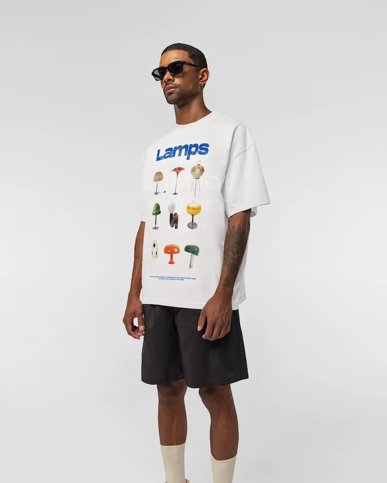 T-shirt imprimé avec lampes modernes du milieu du siècle des années 90