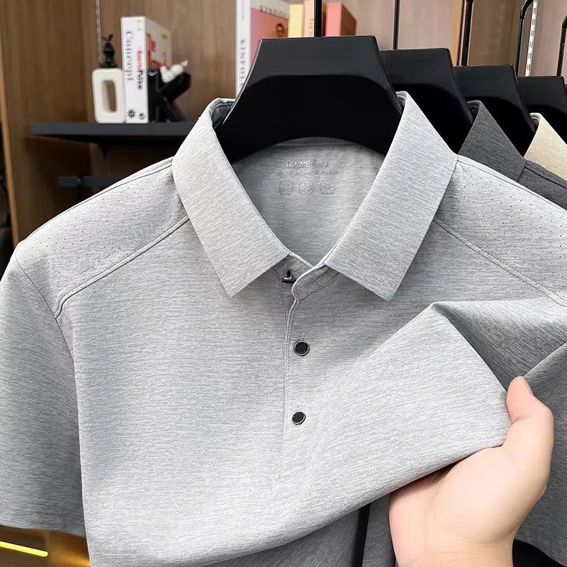 Chemises polo pour hommes à manches courtes