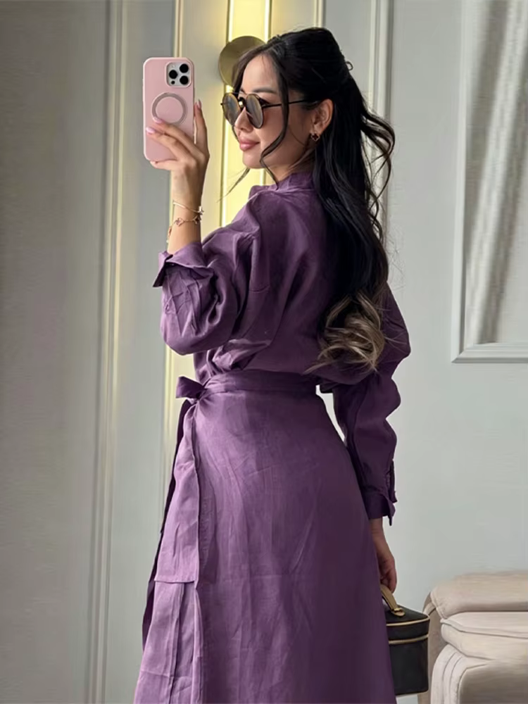 Ensemble pantalon femme style Old Money : chemise à col montant et manches longues