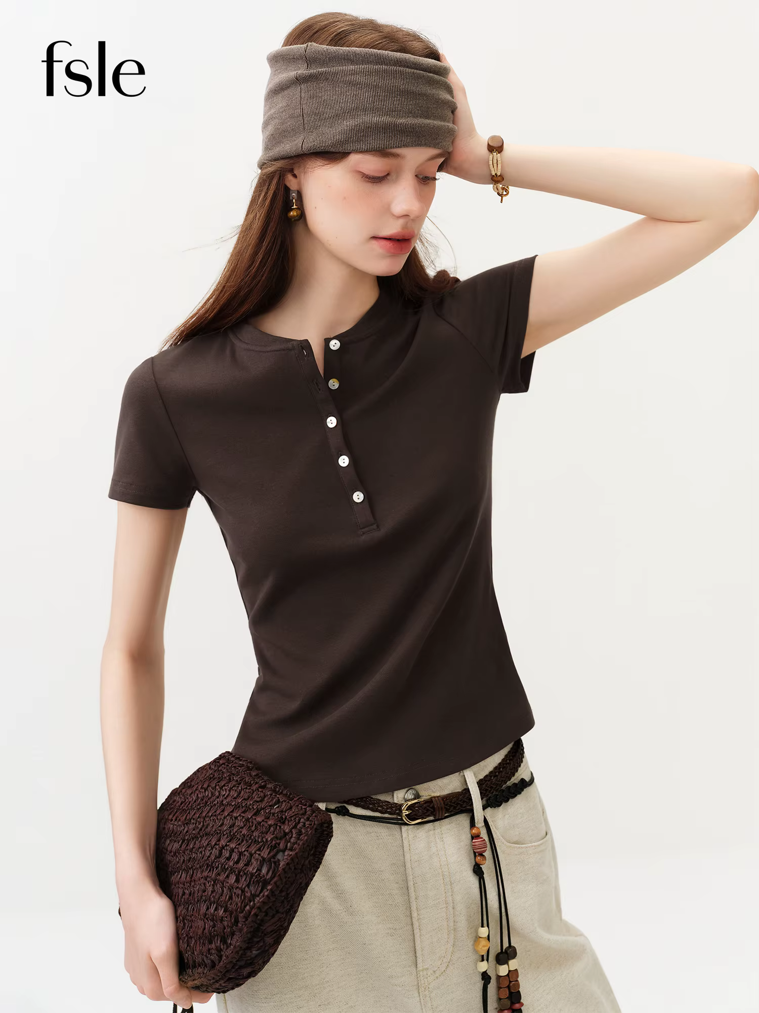 FSLE Nouveau T-shirt blanc ajusté à manches courtes pour femme avec boutons