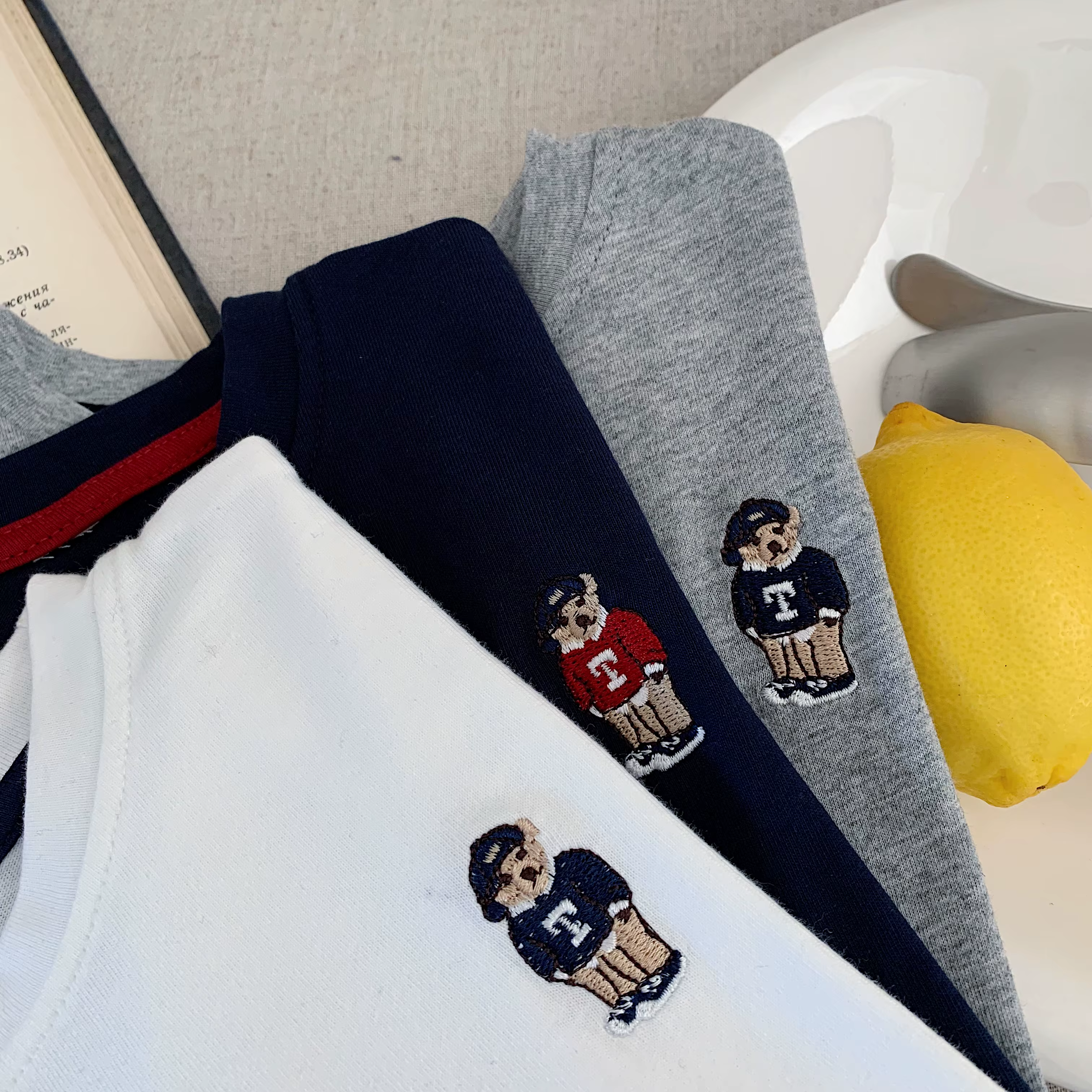 T-shirt pour enfants printemps garçons et filles rayé ours Base chemise bébé polyvalent à manches longues T à la mode