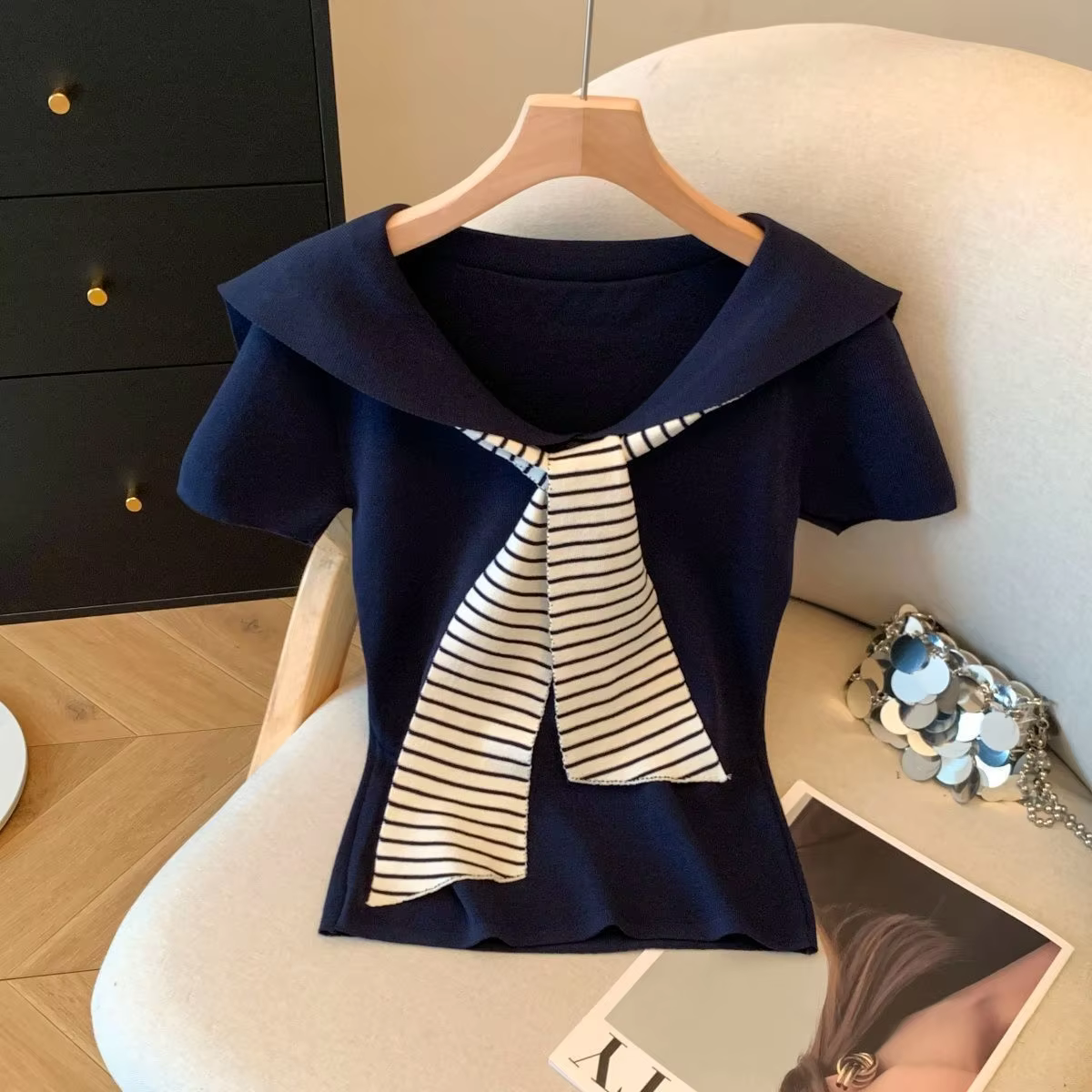 Haut en tricot rayé à lacets et manches courtes pour femme