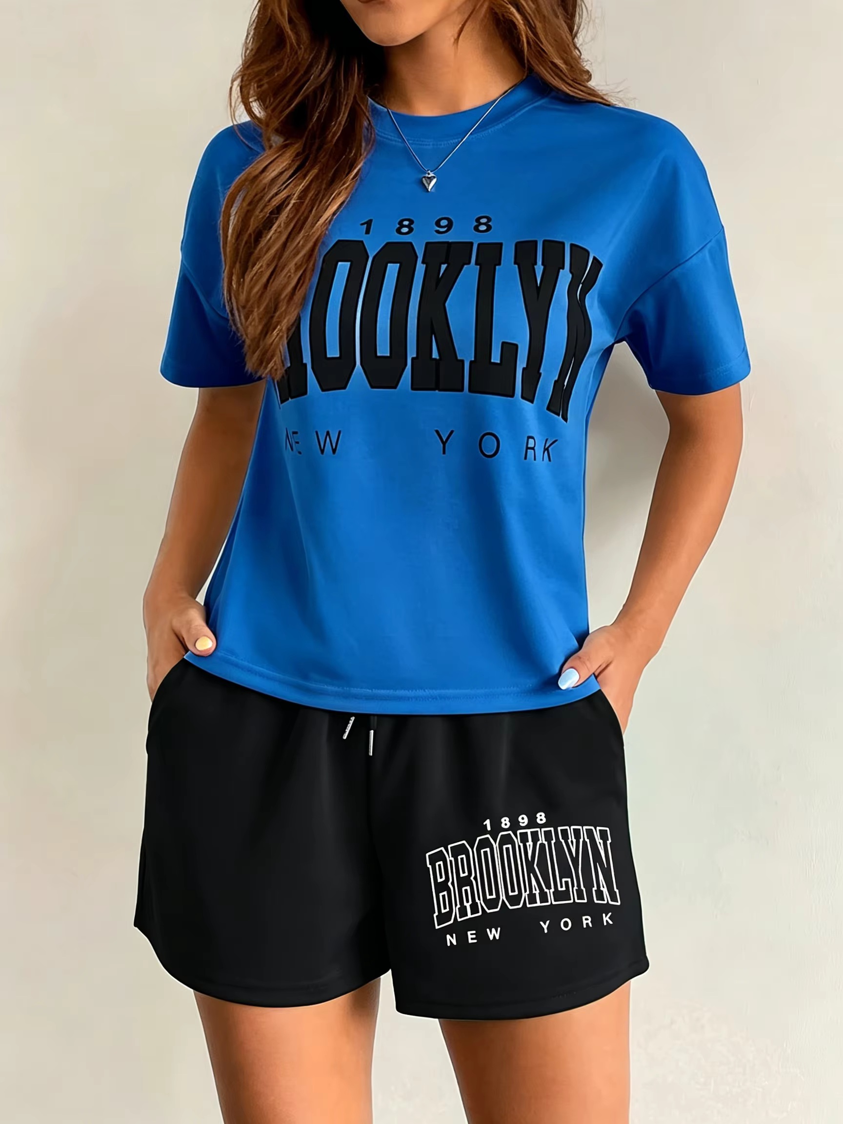 Ensemble t-shirt et short à manches courtes pour femmes