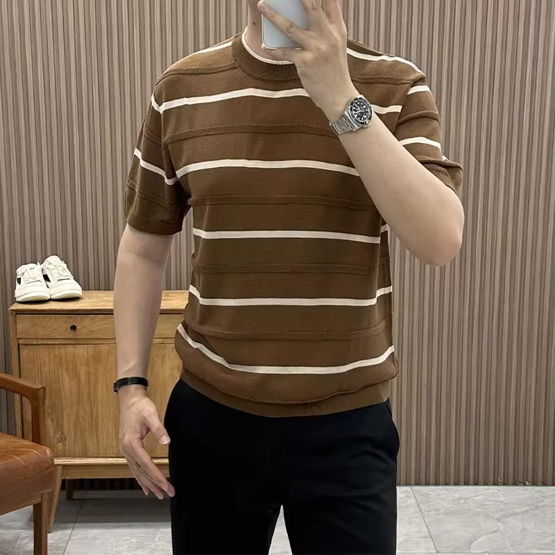 T-shirt rayé en lin tricoté à col rond pour homme