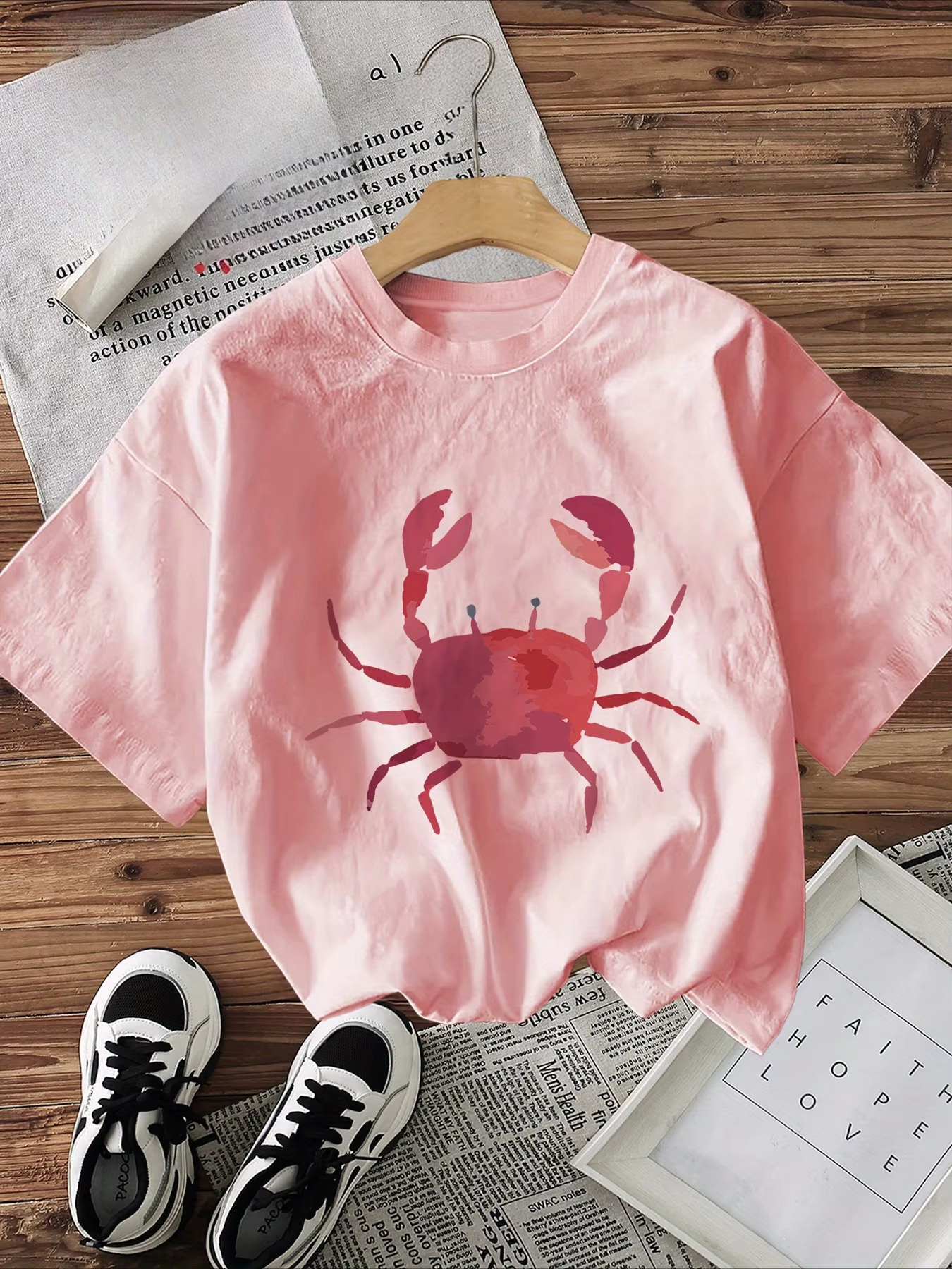 Motif de crabe imprimé T-Shirt créatif Style Simple à manches courtes col rond été femme haut décontracté doux T-Shirt vêtements