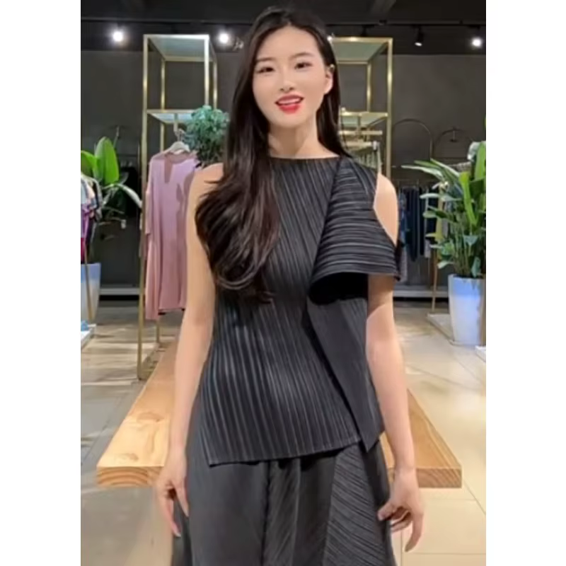 T-shirt sans manches Miyake plissé été nouveau col rond mince polyvalent irrégulier femmes maillot de corps hauts plusieurs façons porter