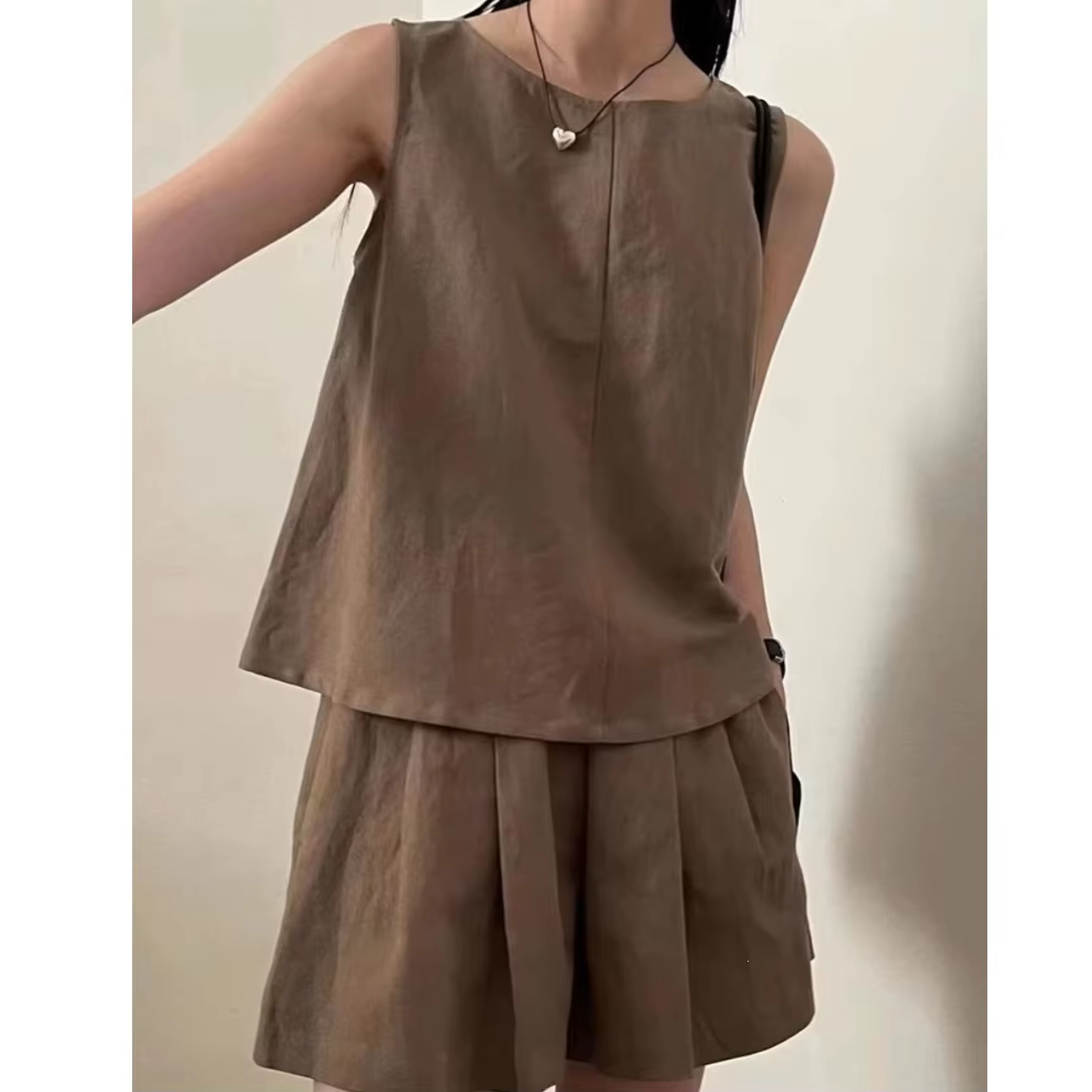 Ensemble décontracté et tendance pour femme