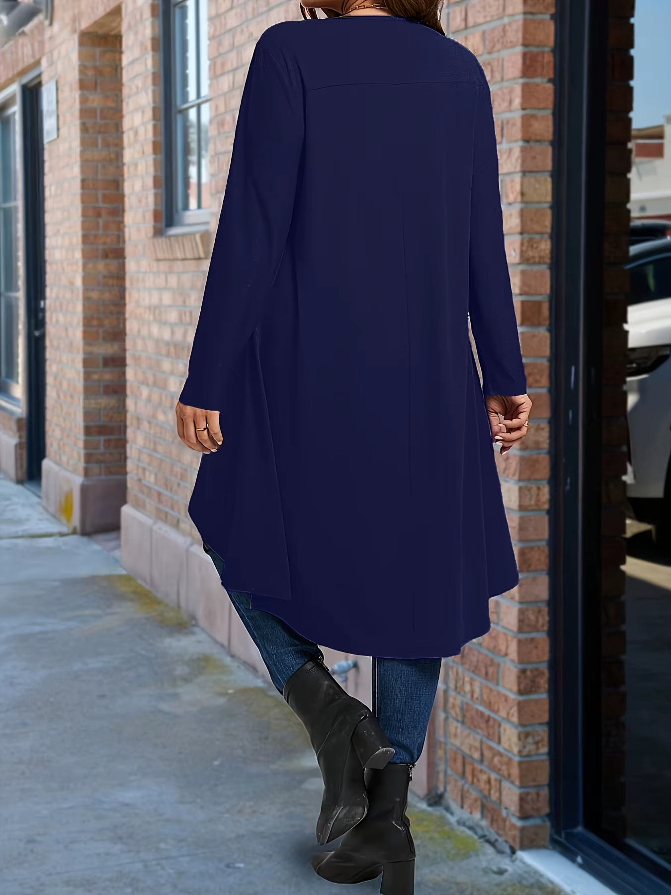 Grande taille femmes élégant ourlet asymétrique à manches longues T-Shirt col rond haut décontracté couleur unie toutes saisons vêtements pull