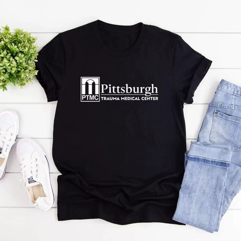T-shirt unisexe à manches courtes avec image du centre médical de traumatologie de Pittsburgh
